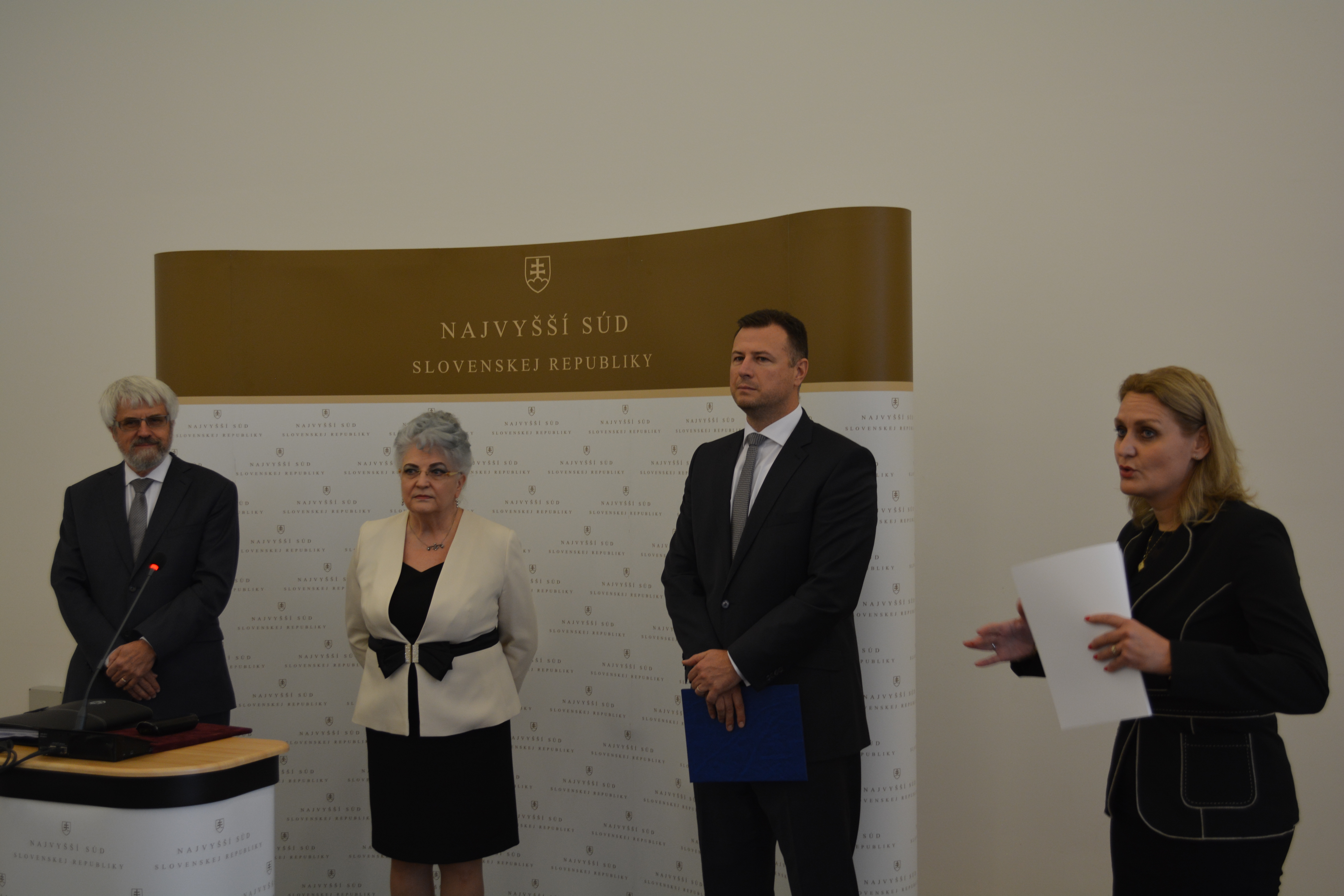 Konference Nejvyšší soudy v měnící se době, 5.-7. 11. 